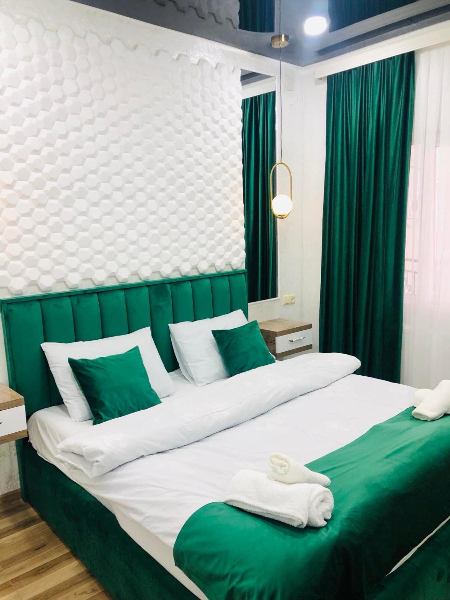 Nana'S House Hotel บาทูมิ ภายนอก รูปภาพ